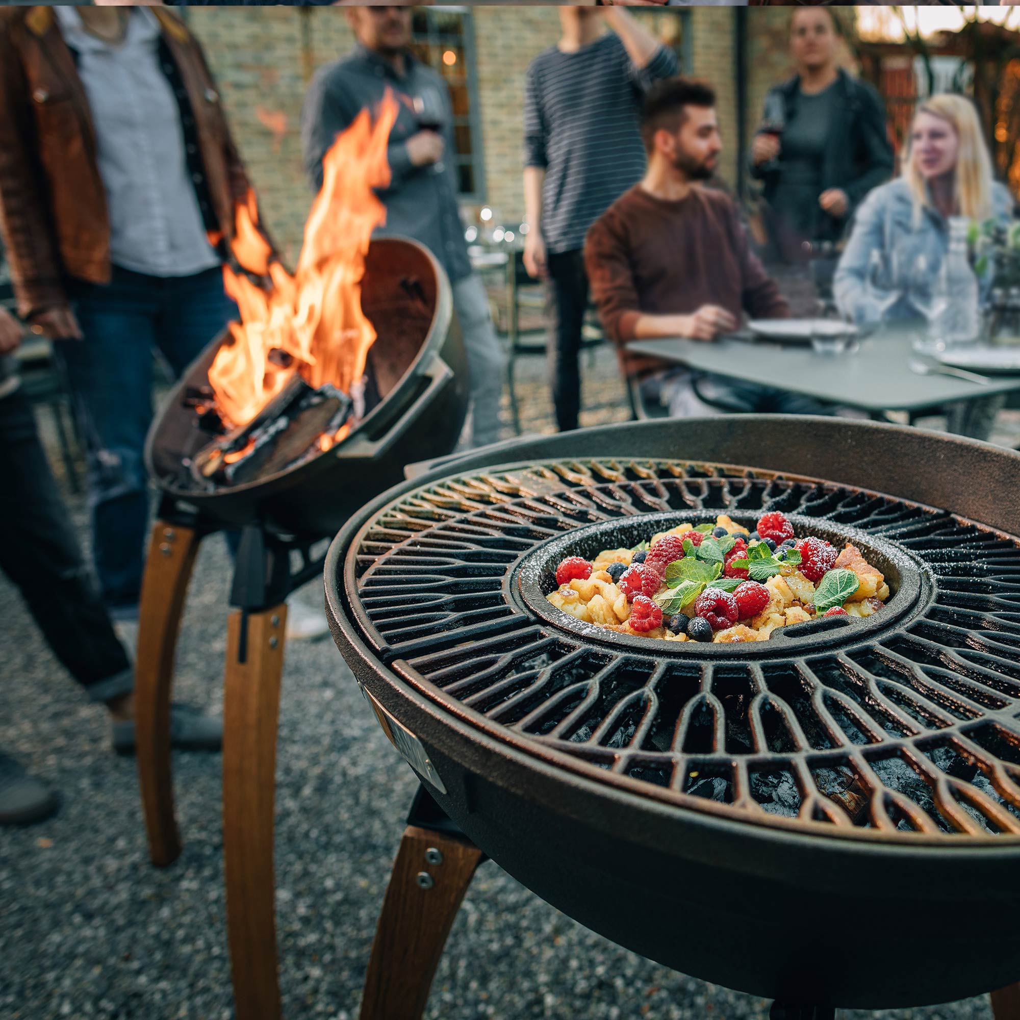 IGNIUM Taran Holzkohlegrill Pure  IGNIUM    - Flammerando